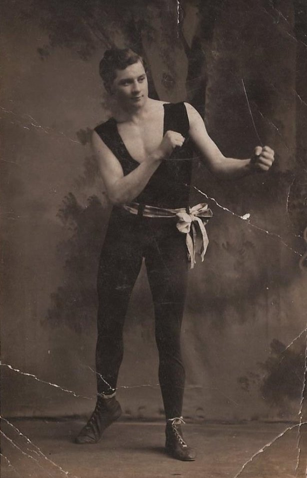David John "Dai" Bowen (30 july 1891 - 15 april 1912)