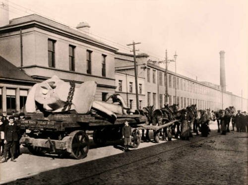 Arrival of the Titanic anchor at the Harland & Wolff shipyards in Belfast