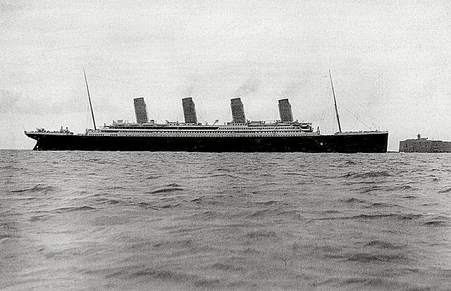 Titanic arriving to Cherbourg