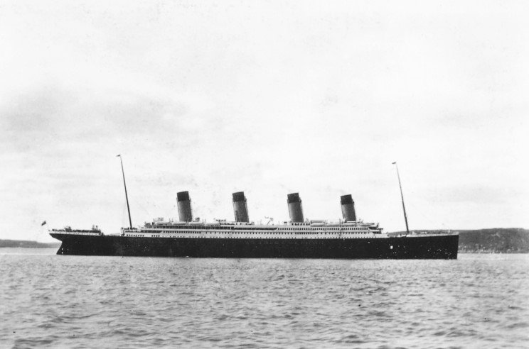 Titanic arrives to Queenstown (Cohb)