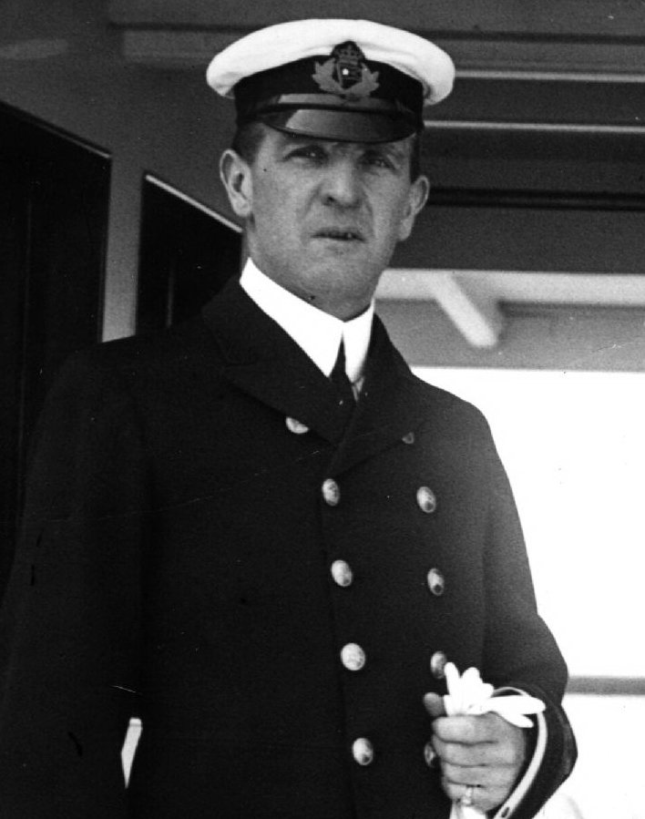 William McMaster Murdoch (28 february 1873 - 15 april 1912)